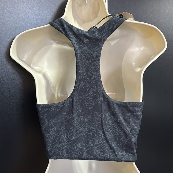 Prana Momento Reversible Fitted Stretch Crop Top,athletic,everyday, sustainable - Picture 3 of 12